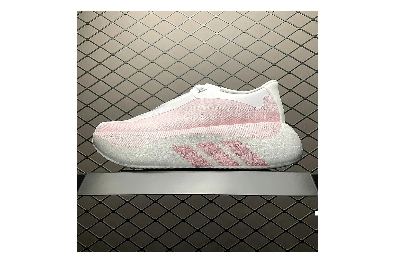 Adidas Adistar Cushion Pink QC photo showing white pink adistar cushion runner with mixed upper and runner shape