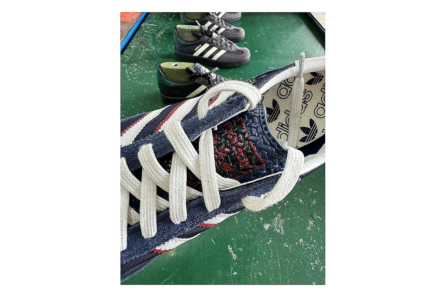 Adidas SL 72 RS Blue White QC photo showing white red blue sl 72 rs retro runner with mixed upper and runner shape thumbnail 3