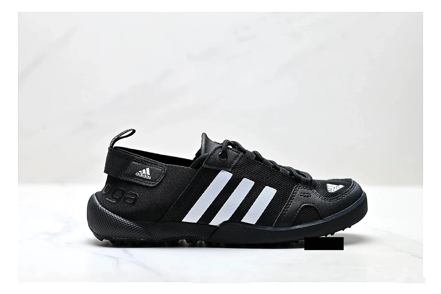 Adidas Terrex Daroga Black White Sneakers QC photo reference showing black white outdoor trail sneakers with mesh texture, side-profile shape, upper panel lines, and outsole detail