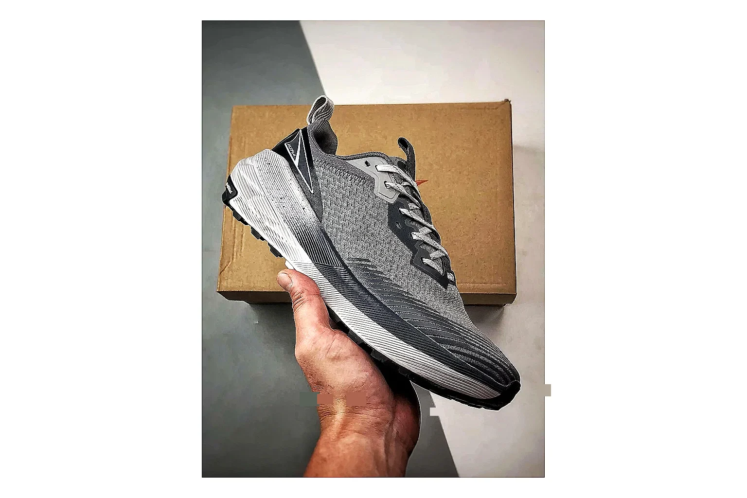 Altra Foots Hape Mixed Sneakers QC photo reference SKU 1182167018