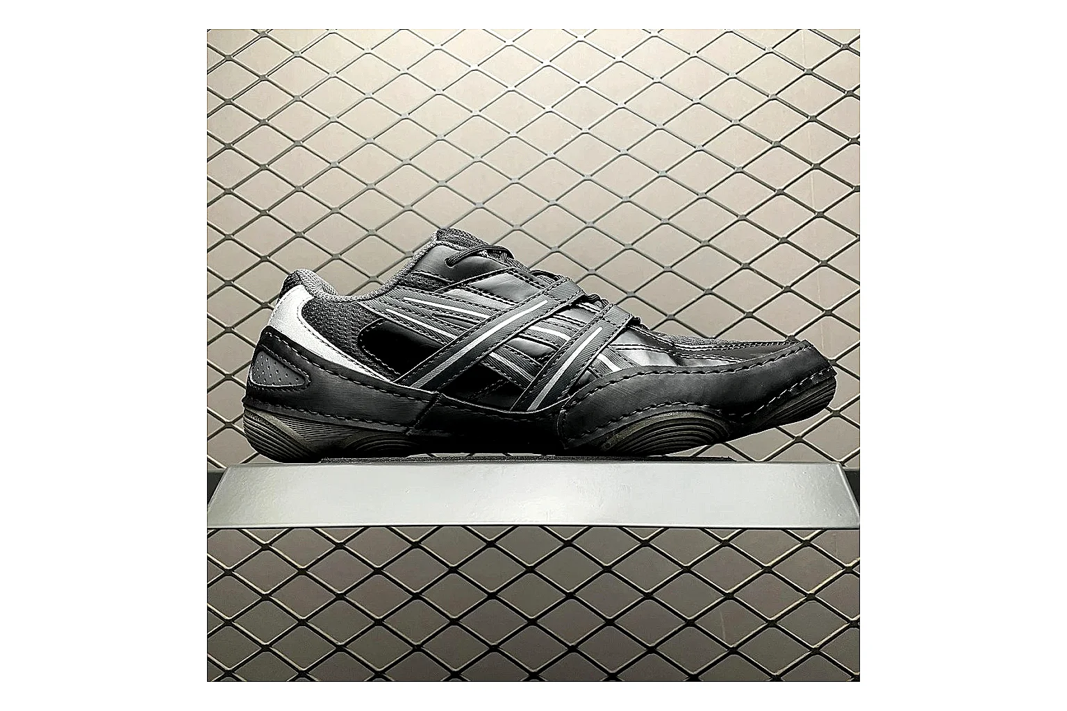 Asics Gel-Kahana Black Silver QC photo showing black silver gel-kahana trail runner with mixed upper and trail shape thumbnail 6