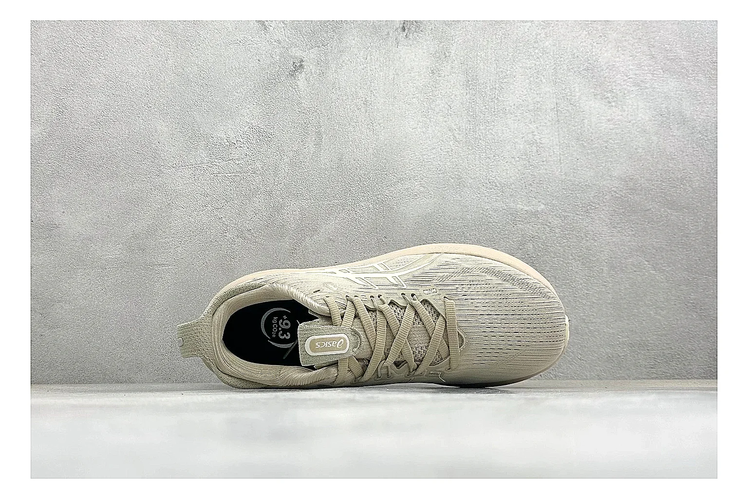 Asics Gel-Nimbus cream mesh runner QC inspection image thumbnail 6