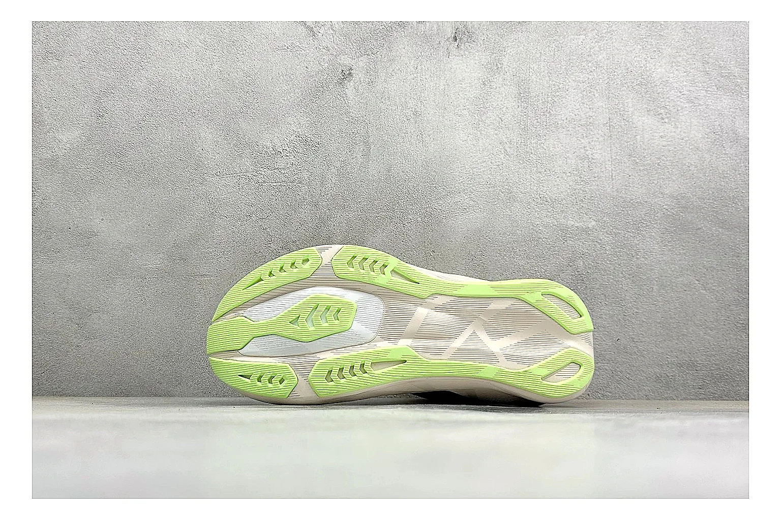 Asics Novablast 6 Cream Green QC reference photo showing cream running mesh, green side accents, tall cushioned sole, and modern training silhouette thumbnail 3