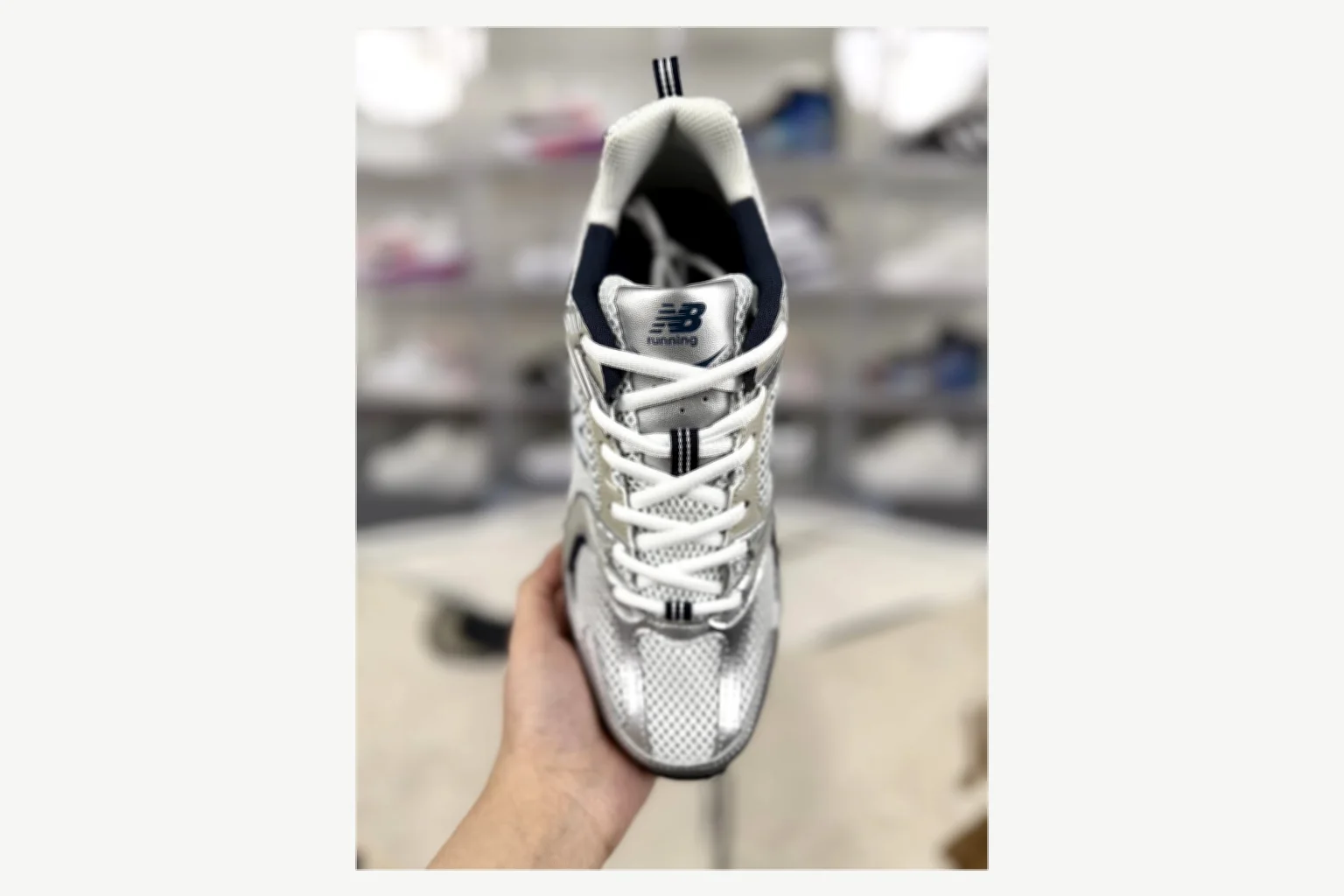 New Balance 530 White Black Runner QC photo reference SKU 1194924648 thumbnail 3