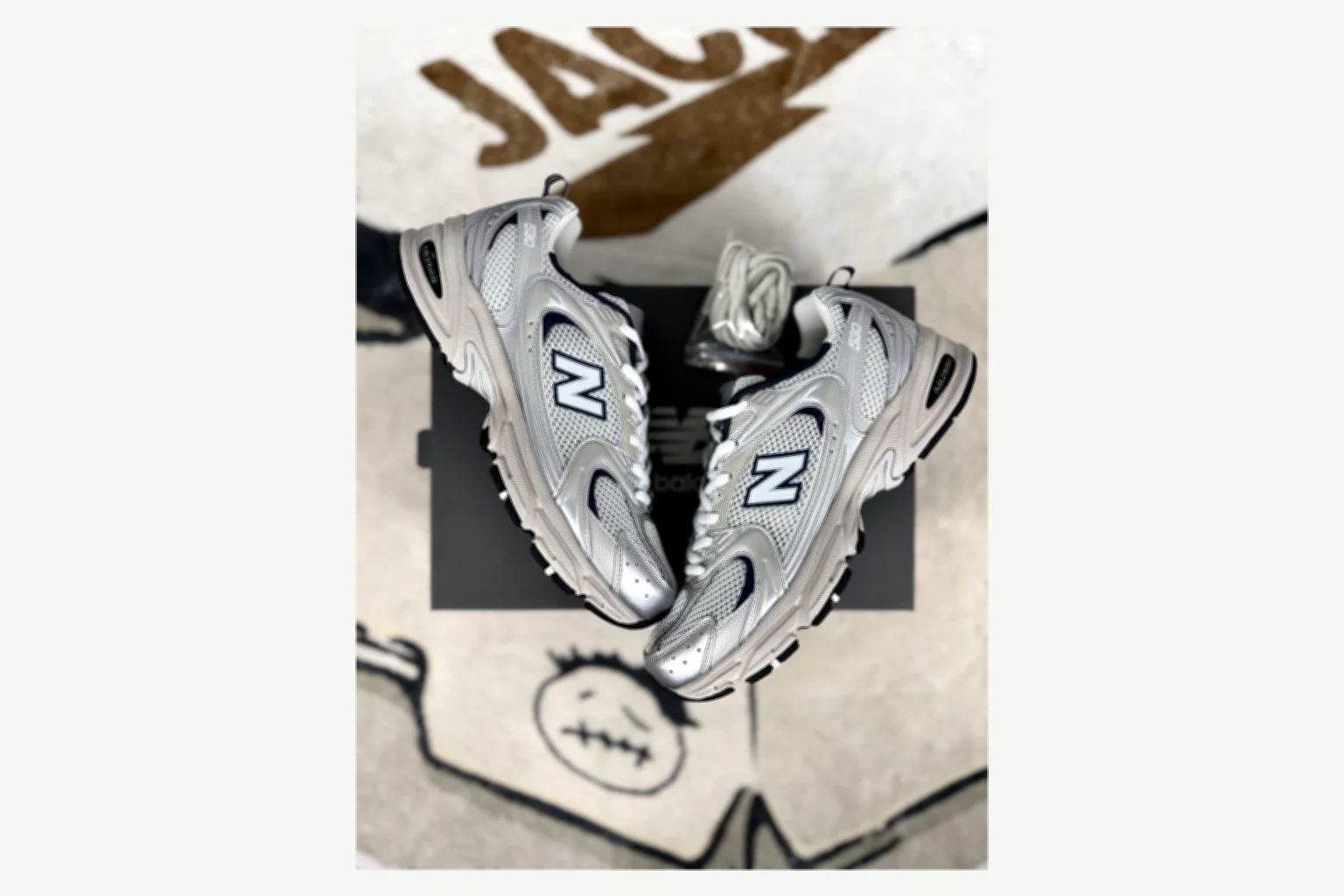 New Balance 530 White Black Runner QC photo reference SKU 1194924648 thumbnail 4
