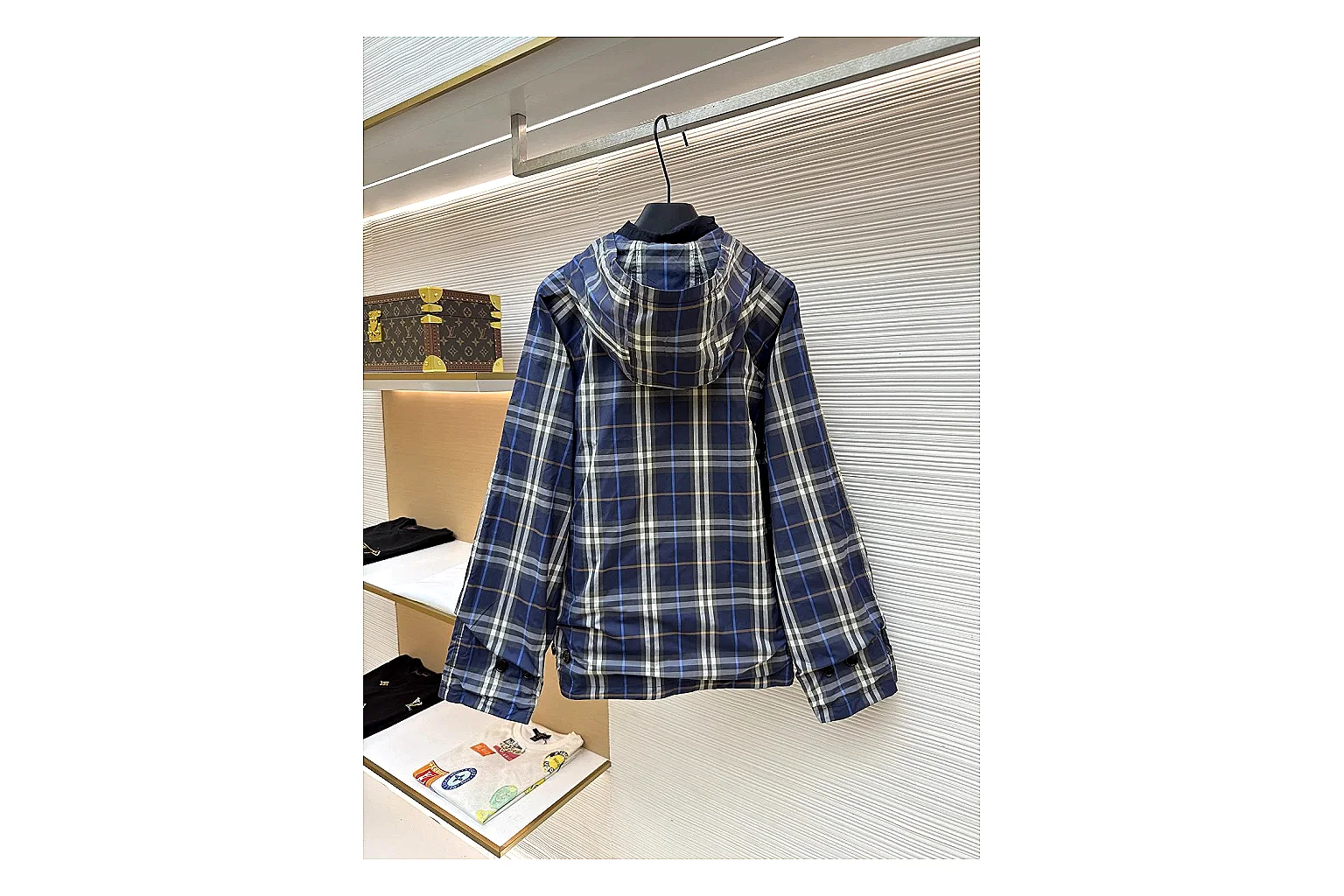 Burberry Reversible Hooded Jacket Navy Check Jacket QC photo reference showing navy reversible hooded check jacket with nylon-cotton texture, hood structure, zipper line, sleeve cuffs, and light shell shape thumbnail 4