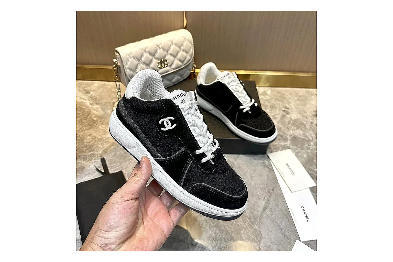 Kako QC Lab inspection photos for Chanel Black Runner Sneaker