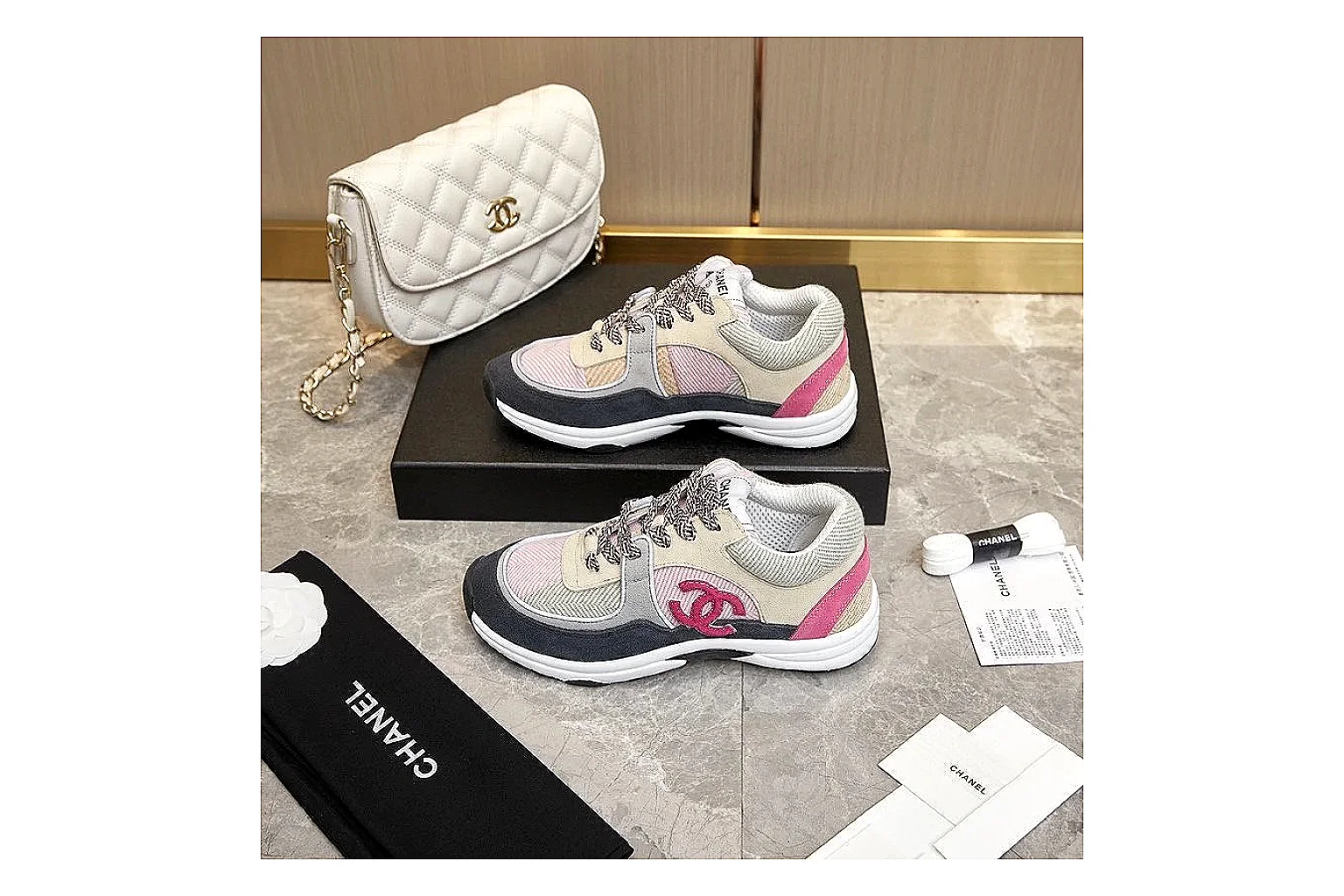 Kako QC Lab inspection photos for Chanel Black Runner Sneaker