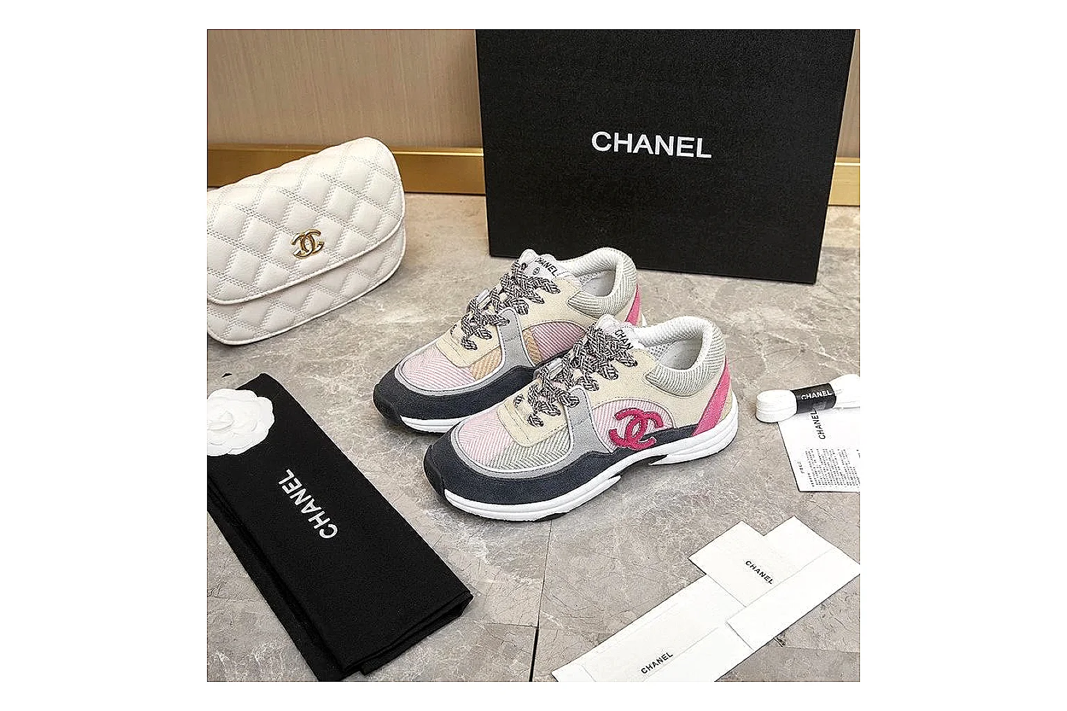Kako QC Lab inspection photos for Chanel Black Runner Sneaker thumbnail 5