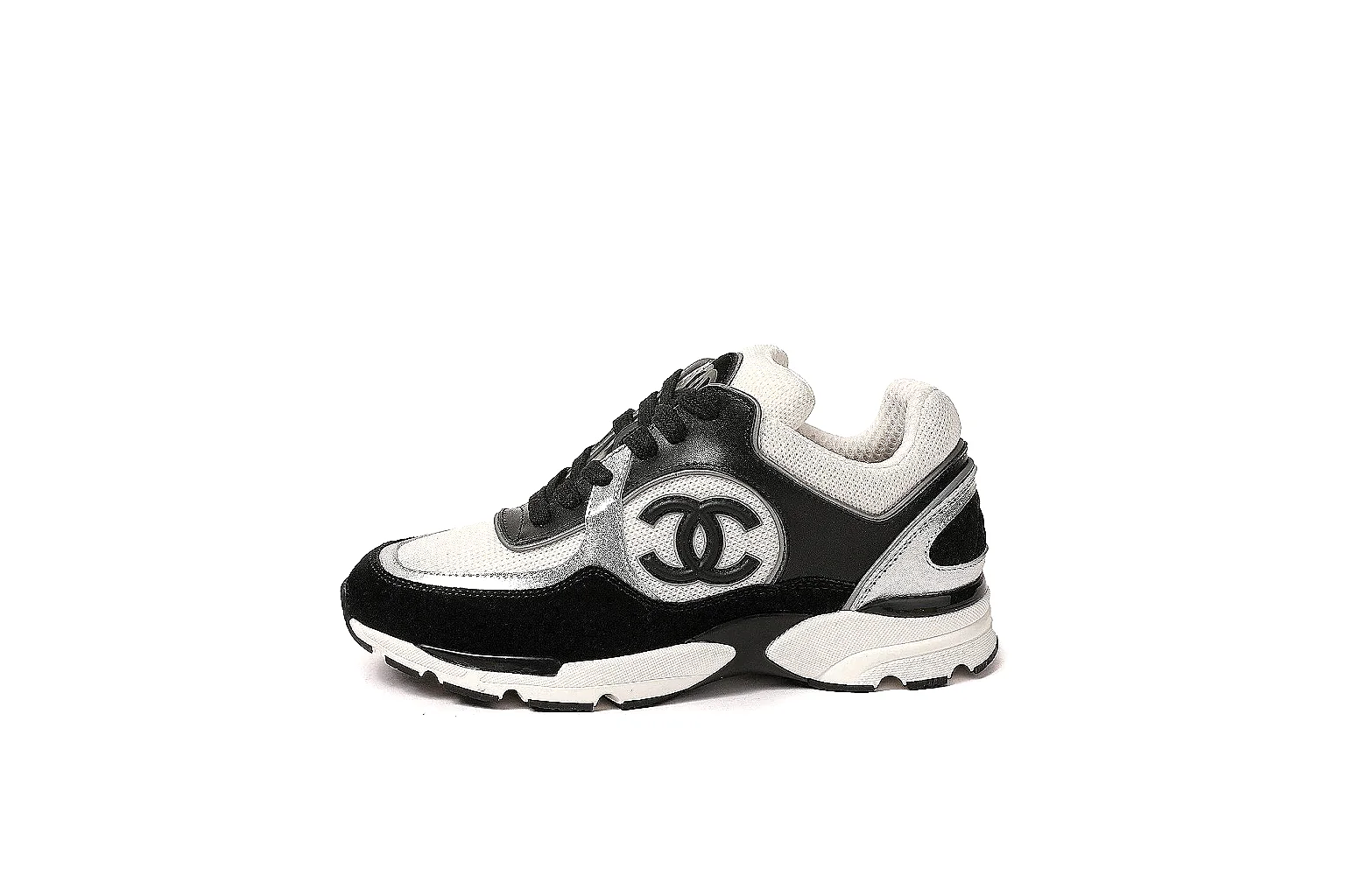 Kako QC Lab inspection photos for Chanel Black White Runner Sneaker thumbnail 2