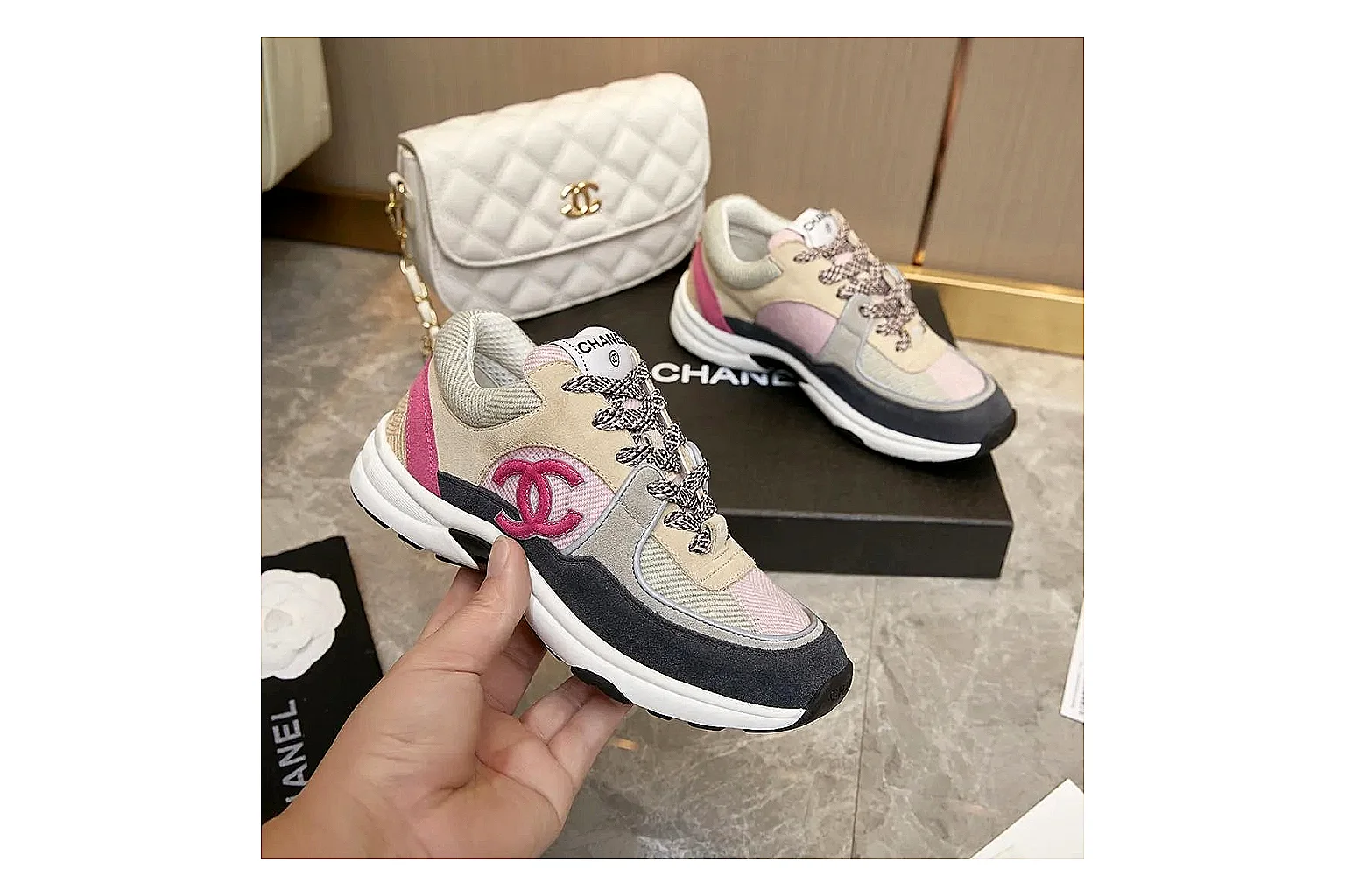 Kako QC Lab inspection photos for Chanel Black White Runner Sneaker thumbnail 3