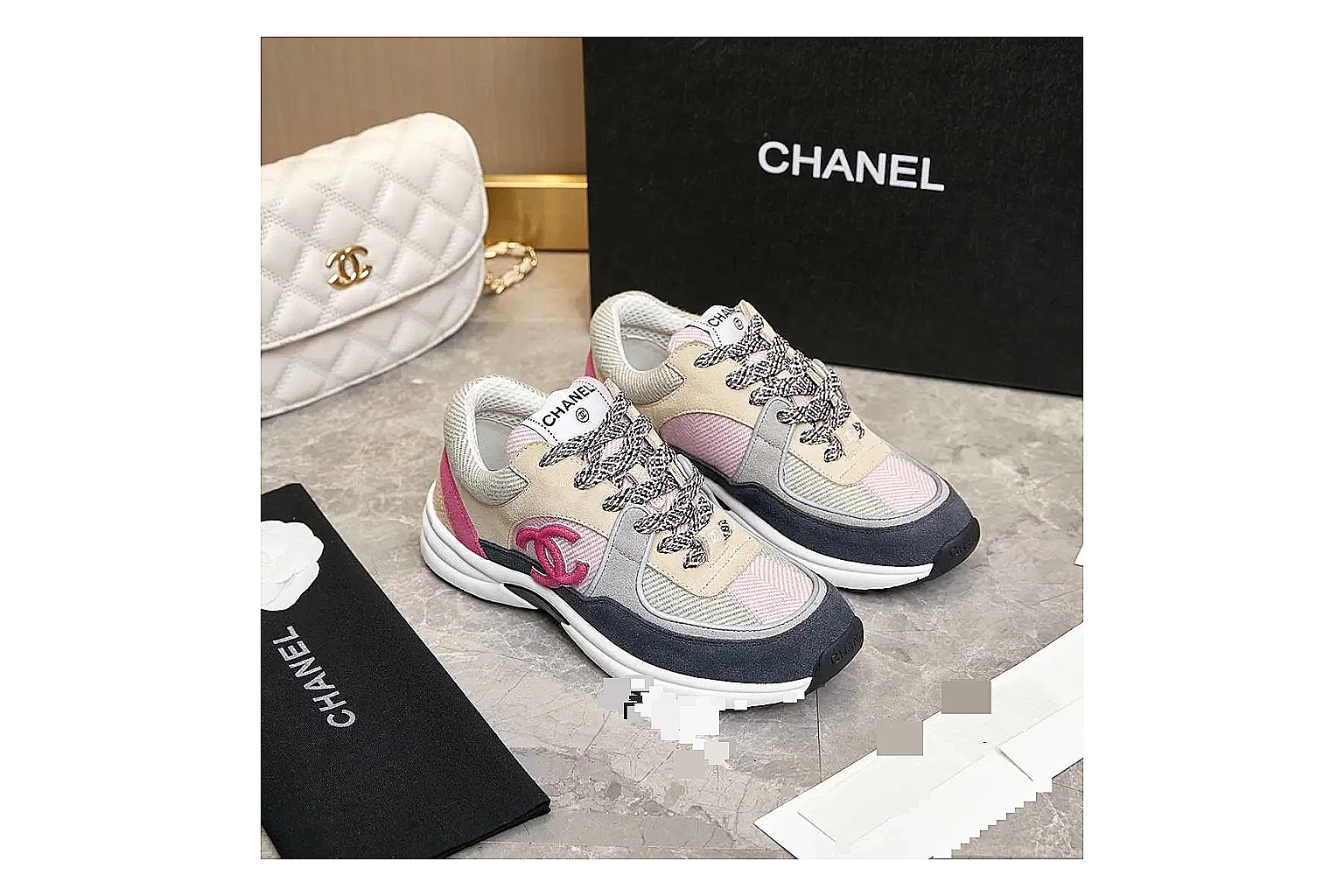 Kako QC Lab inspection photos for Chanel Black White Runner Sneaker thumbnail 5