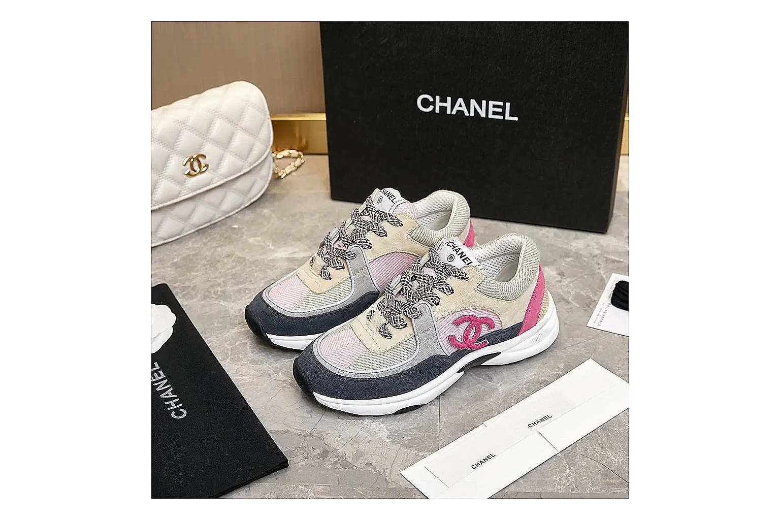 Kako QC Lab inspection photos for Chanel Black White Runner Sneaker thumbnail 6
