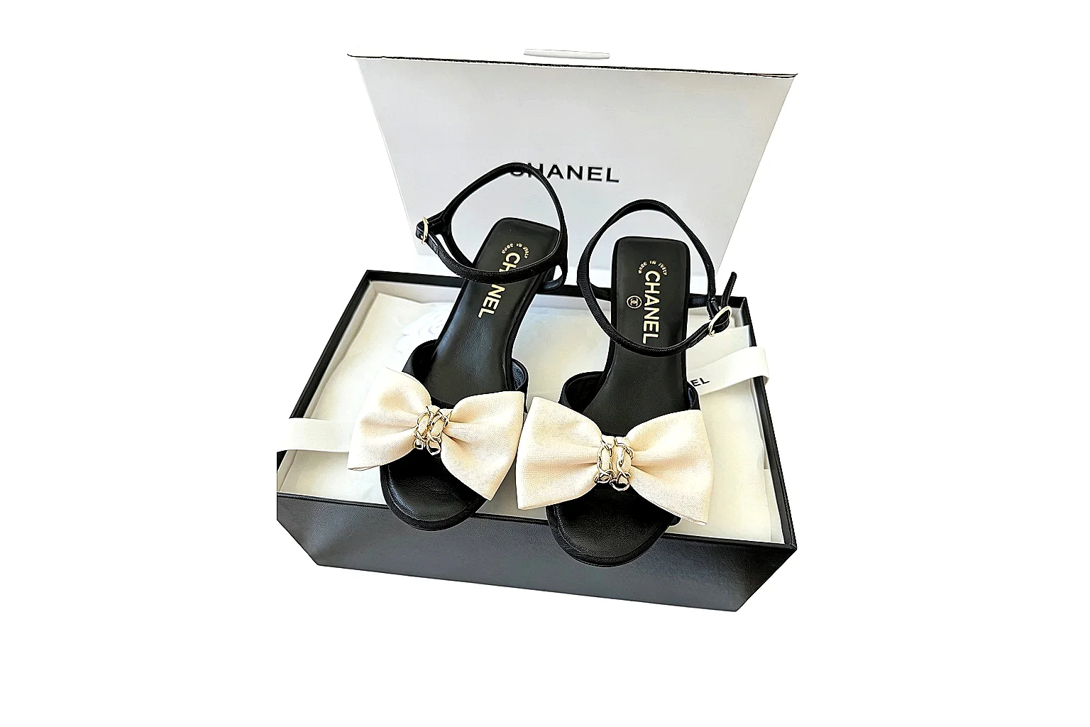 kakoqclab.com Chanel Bow Sandal Black Cream QC photo checklist six-photo gallery thumbnail 2