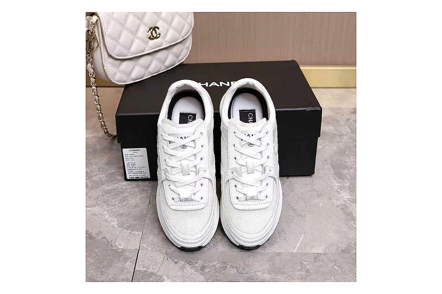 kakoqclab.com Chanel White Platform CC Runner 1059 White runner product image thumbnail 3