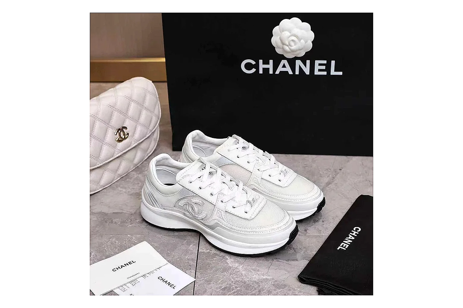 kakoqclab.com Chanel White Platform CC Runner 1059 White runner product image thumbnail 5