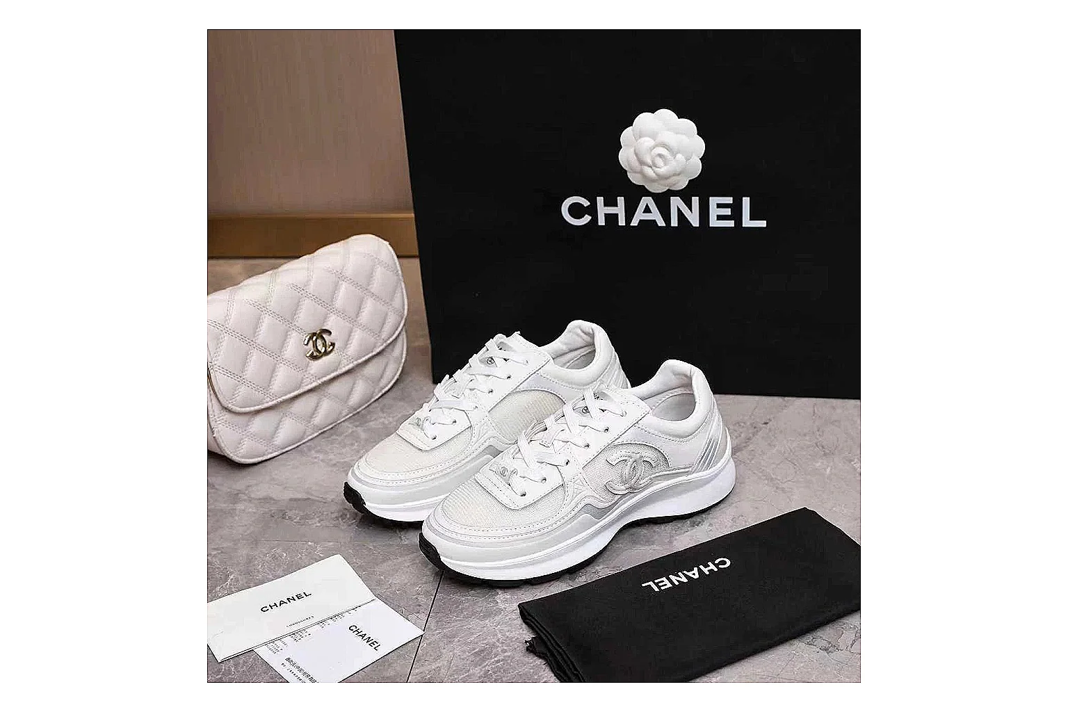 kakoqclab.com Chanel White Platform CC Runner 1059 White runner product image thumbnail 6