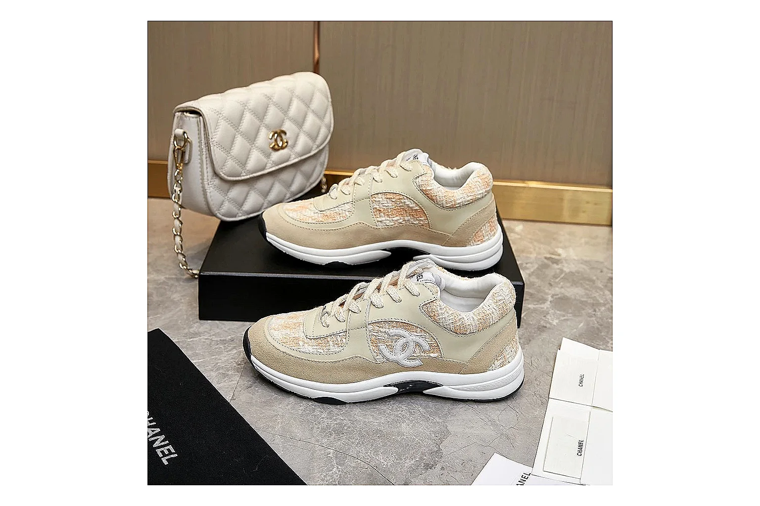 kakoqclab.com Chanel Beige CC Runner 2880 Beige runner product image thumbnail 3