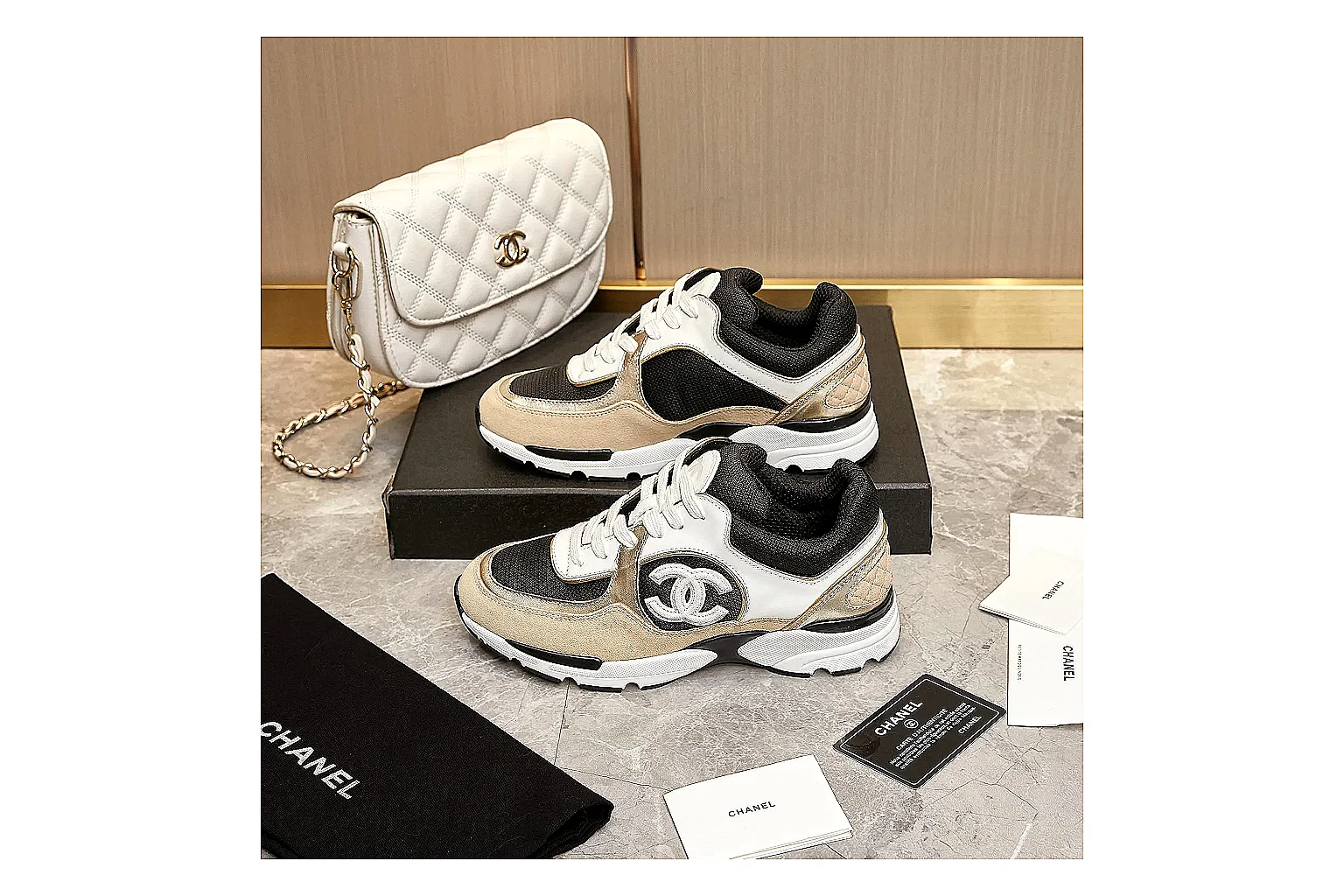 kakoqclab.com Chanel Beige Black CC Runner 3638 Beige Black runner product image thumbnail 3