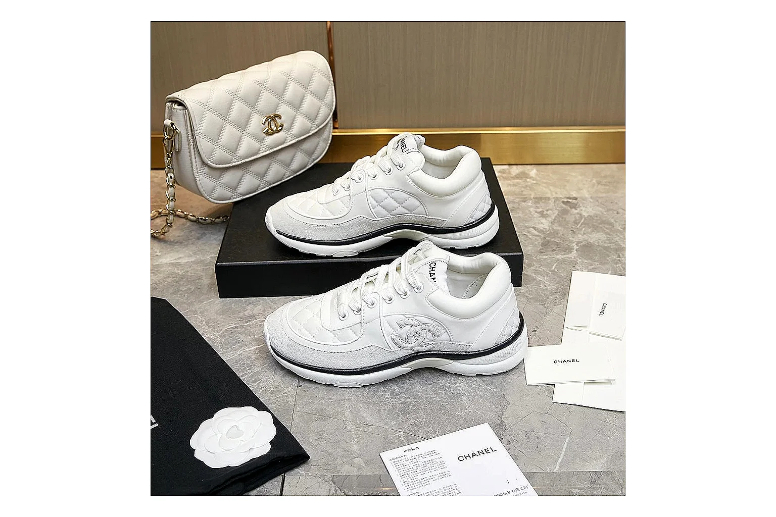 kakoqclab.com Chanel White CC Runner 2873 White runner product image thumbnail 2