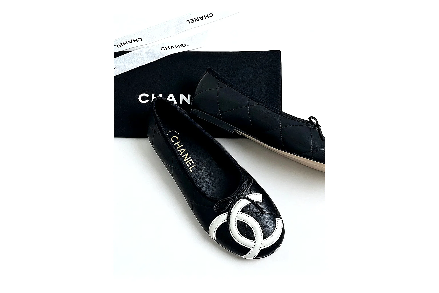 kakoqclab.com Chanel Logo Flat Black QC photo checklist six-photo gallery