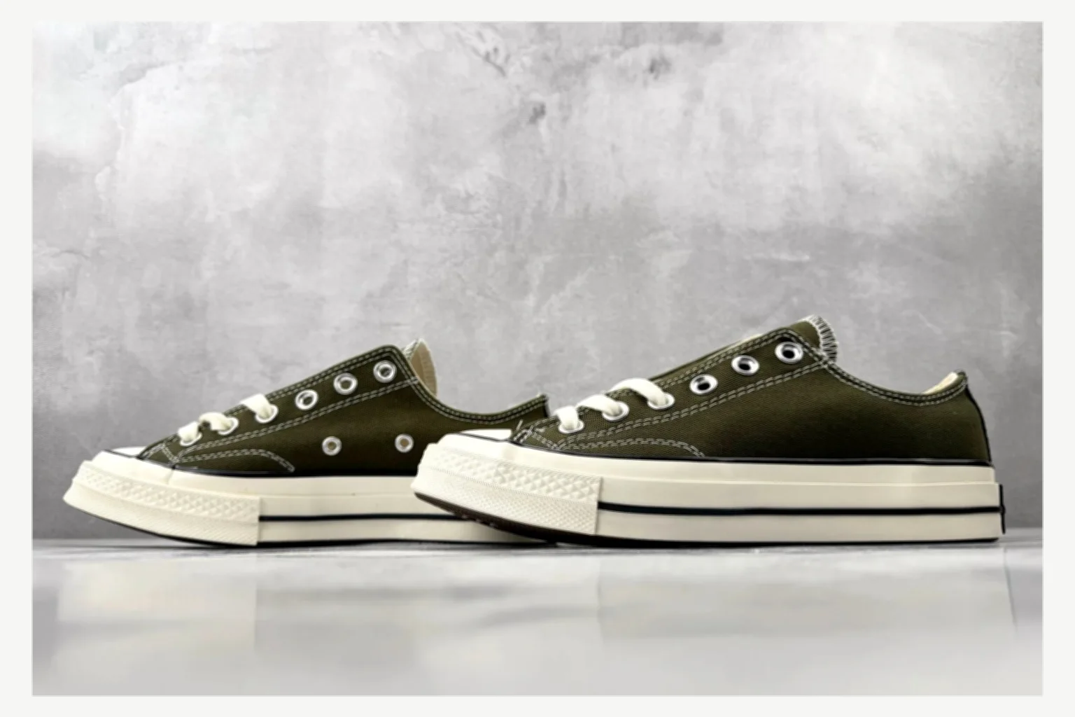 Converse Chuck 70 Olive Low Top QC photo reference SKU 1182167372 thumbnail 3