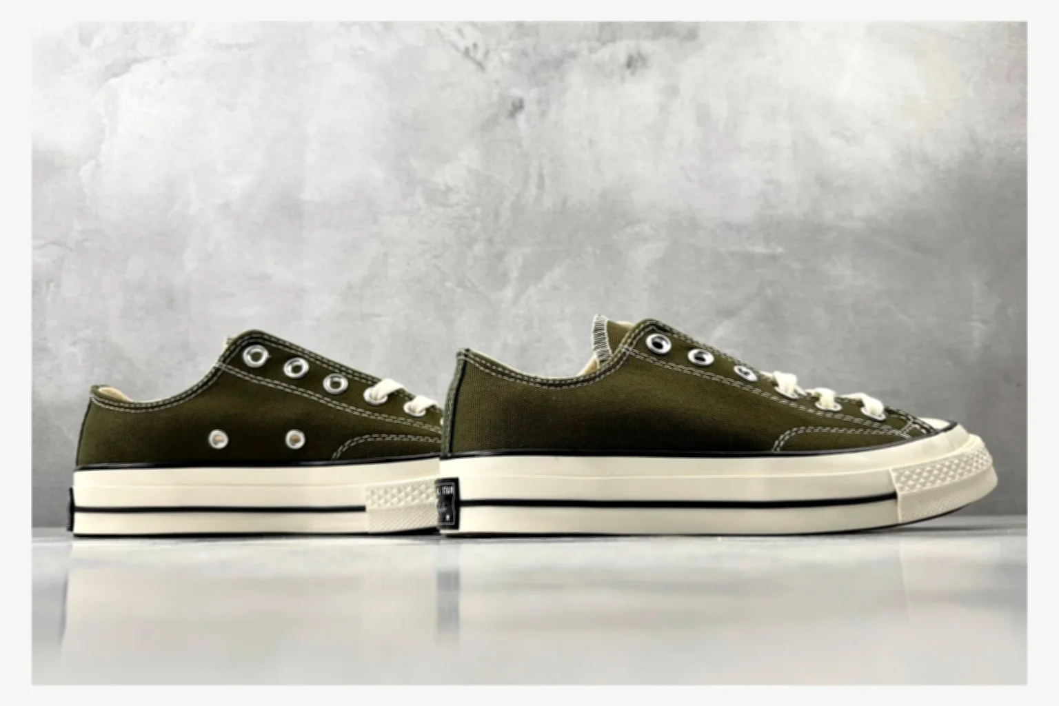 Converse Chuck 70 Olive Low Top QC photo reference SKU 1182167372 thumbnail 4