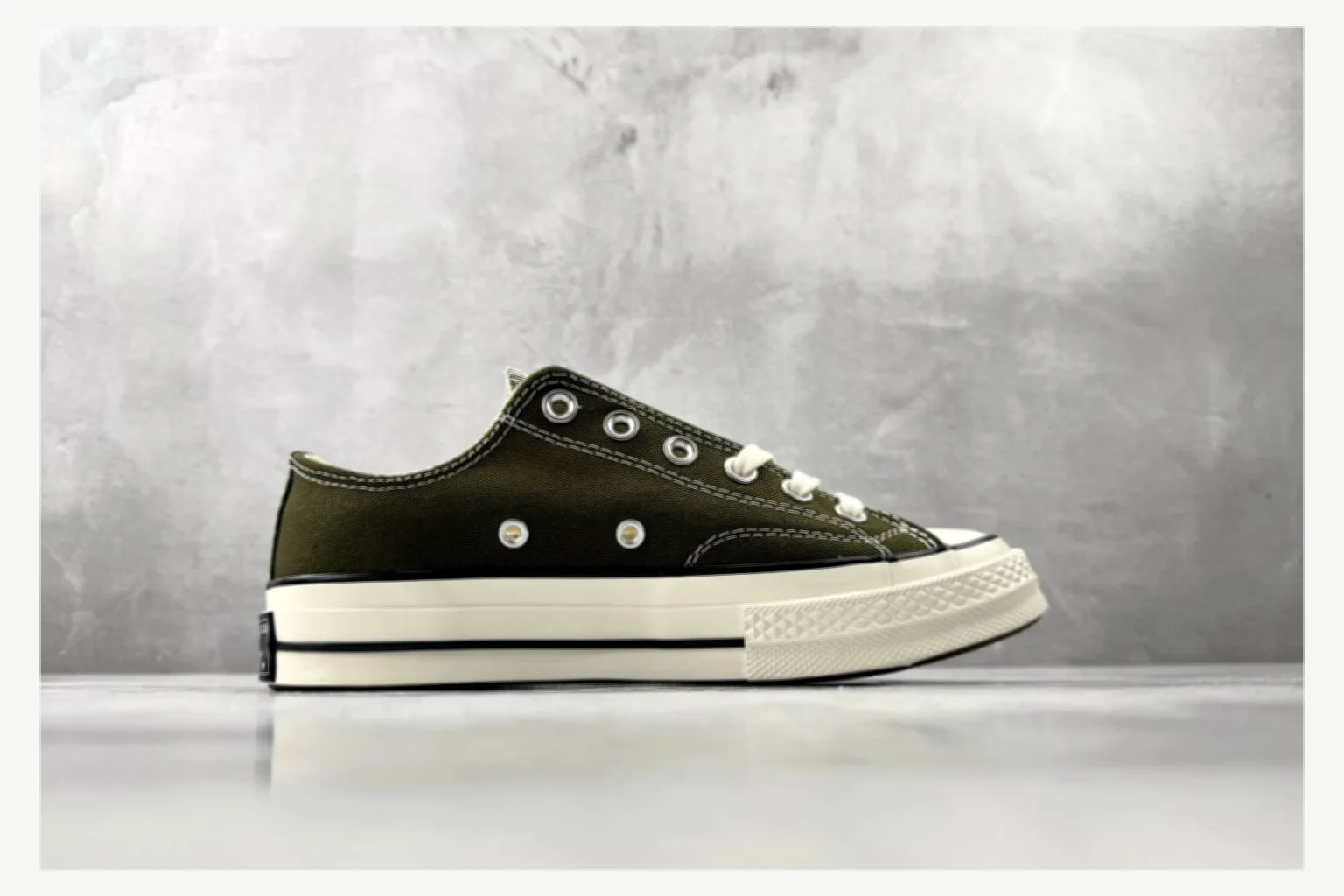 Converse Chuck 70 Olive Low Top QC photo reference SKU 1182167372 thumbnail 5