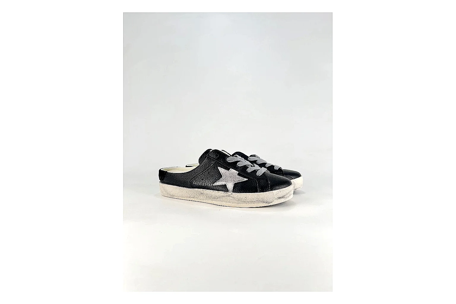 GGDB Super-Star Black White Sneakers QC photo reference showing black white distressed low-top sneakers with leather texture, side-profile shape, upper panel lines, and outsole detail thumbnail 6