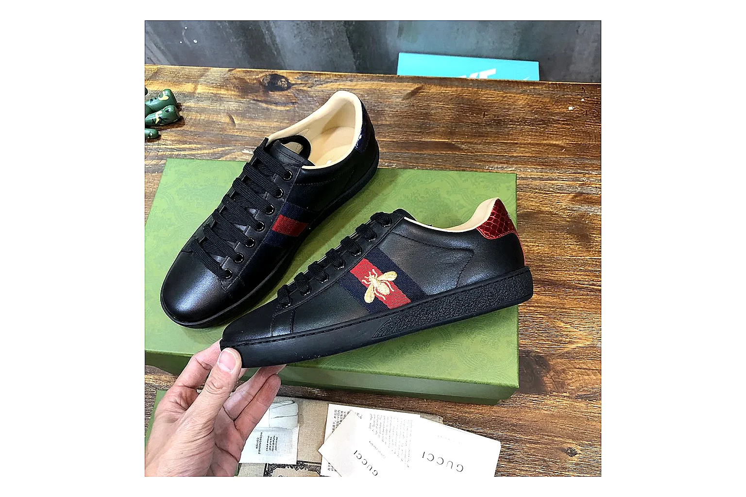 kakoqclab.com Gucci Ace Black Green Red QC photo checklist six-photo gallery