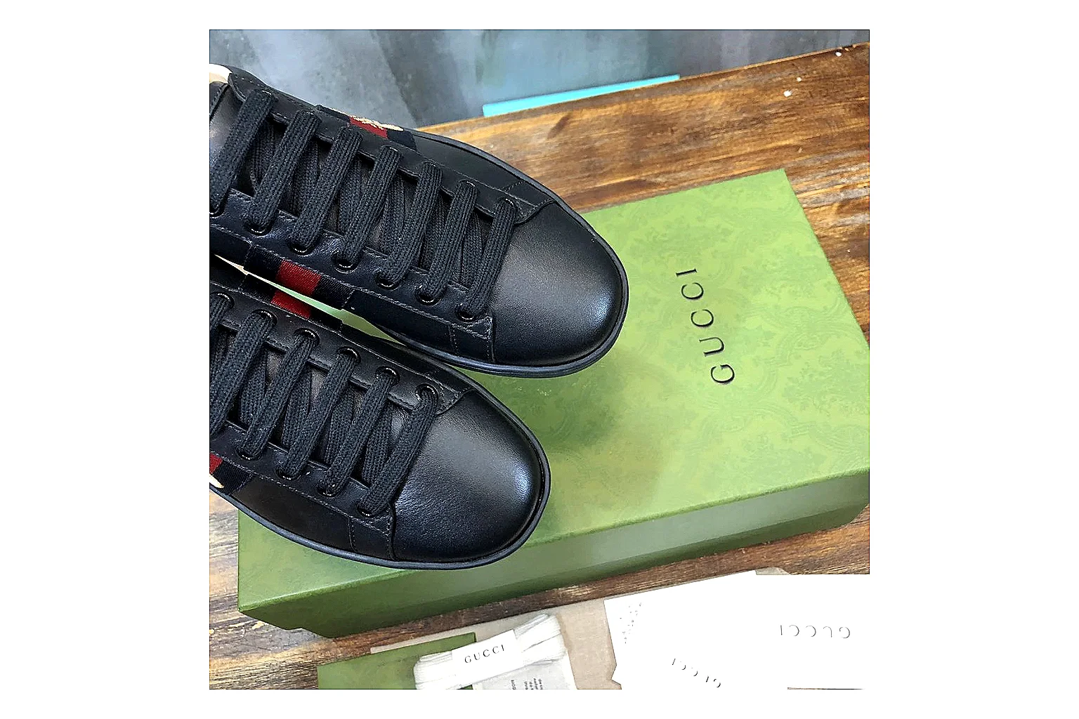 kakoqclab.com Gucci Ace Black Green Red QC photo checklist six-photo gallery thumbnail 4