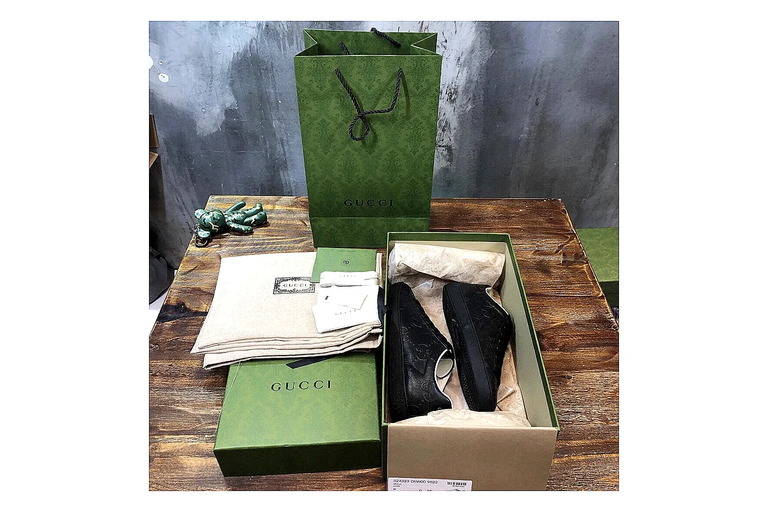 kakoqclab.com Gucci Ace Black Green Red QC photo checklist six-photo gallery thumbnail 5