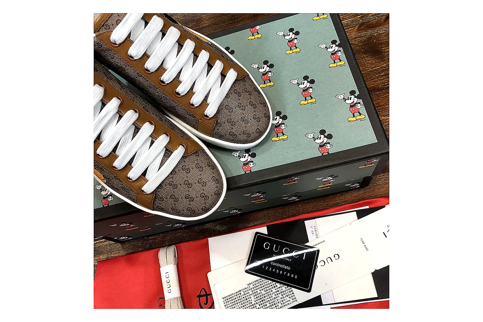 kakoqclab.com Gucci Ace Brown White QC photo checklist six-photo gallery thumbnail 4