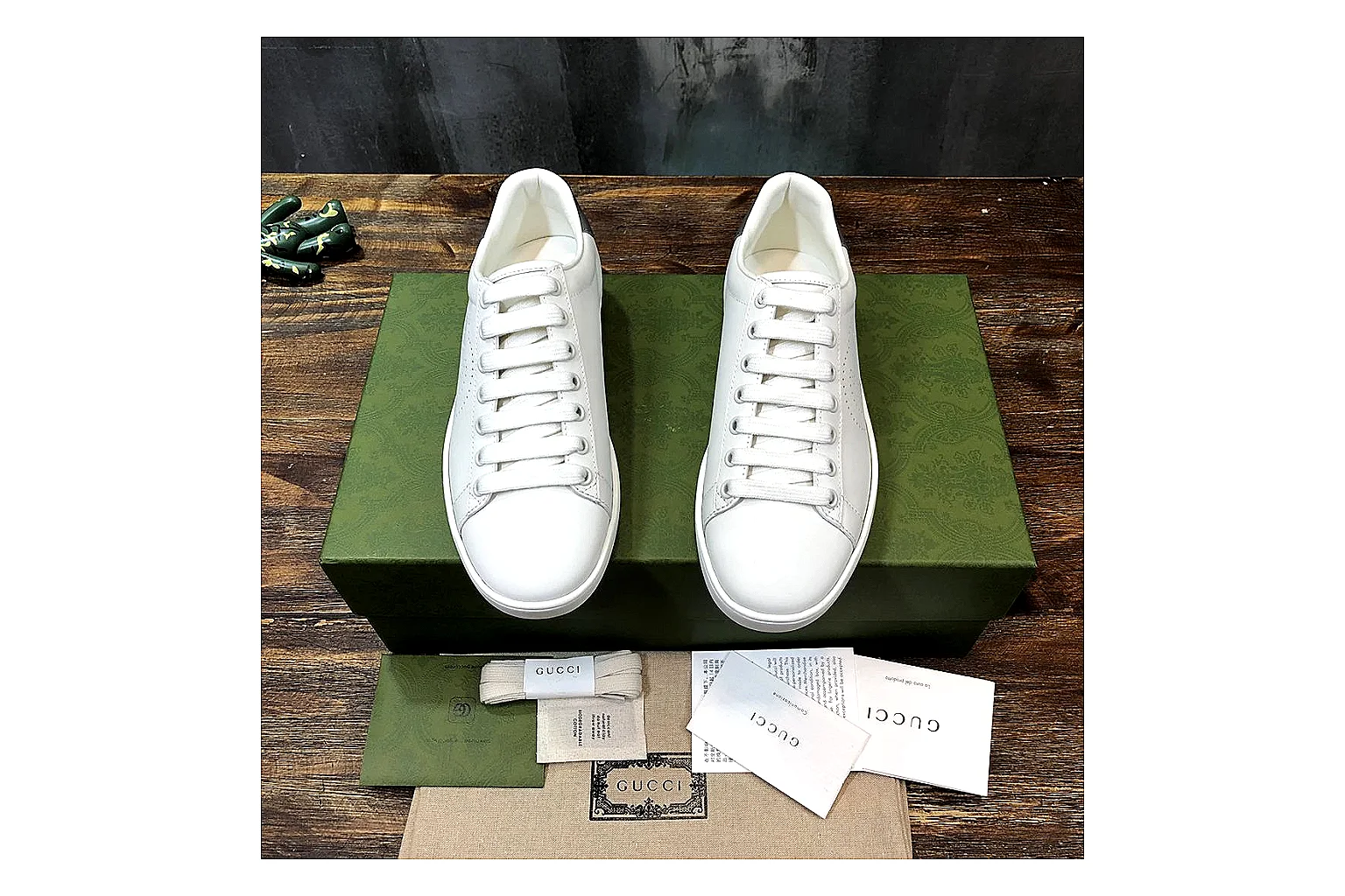 kakoqclab.com Gucci Ace White QC photo checklist six-photo gallery thumbnail 6