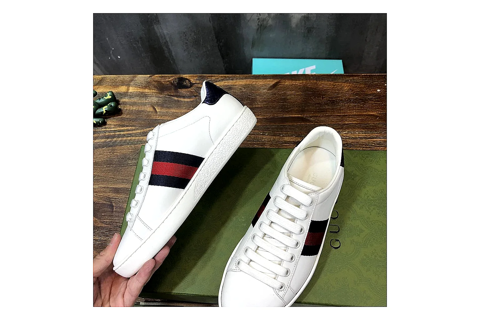 kakoqclab.com Gucci Ace White Green Red QC photo checklist six-photo gallery thumbnail 3