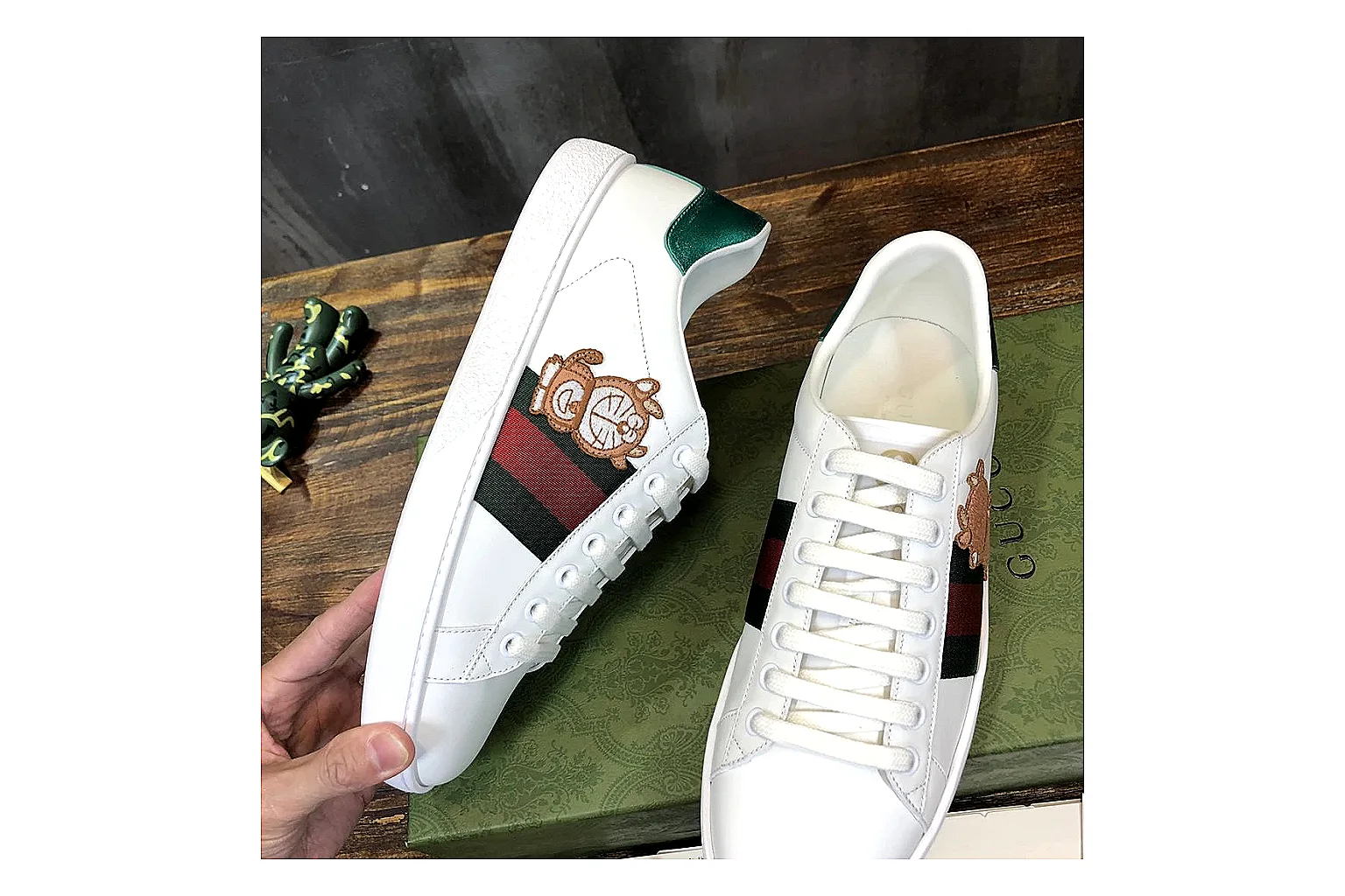 kakoqclab.com Gucci Ace White Green Red QC photo checklist six-photo gallery thumbnail 3