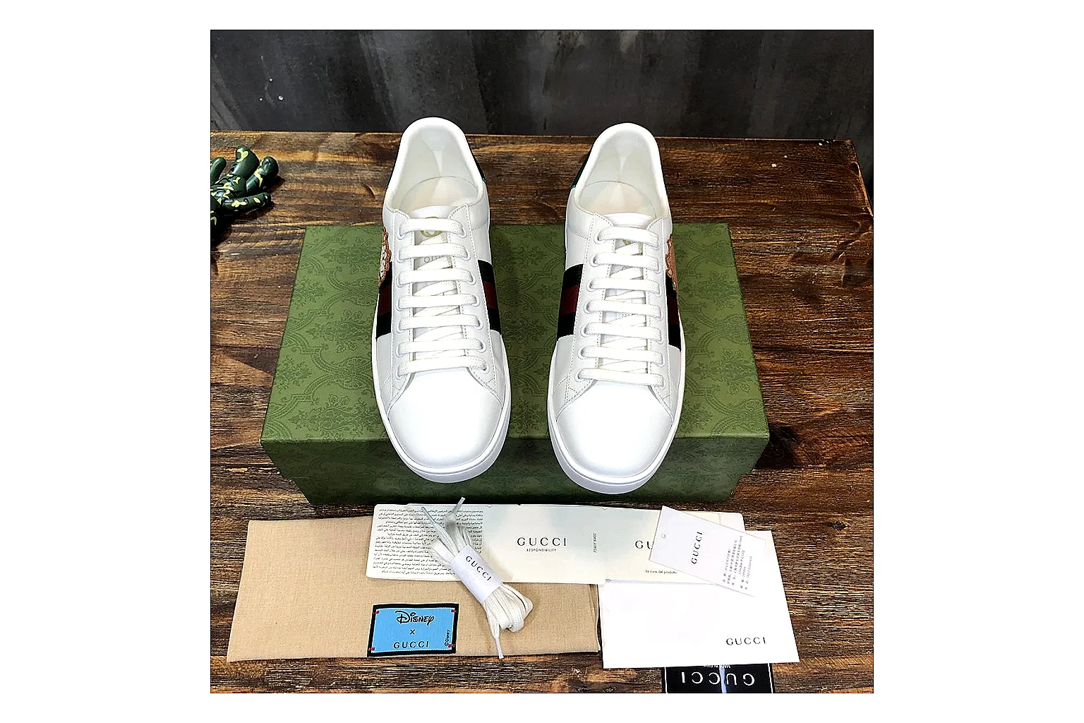 kakoqclab.com Gucci Ace White Green Red QC photo checklist six-photo gallery thumbnail 6
