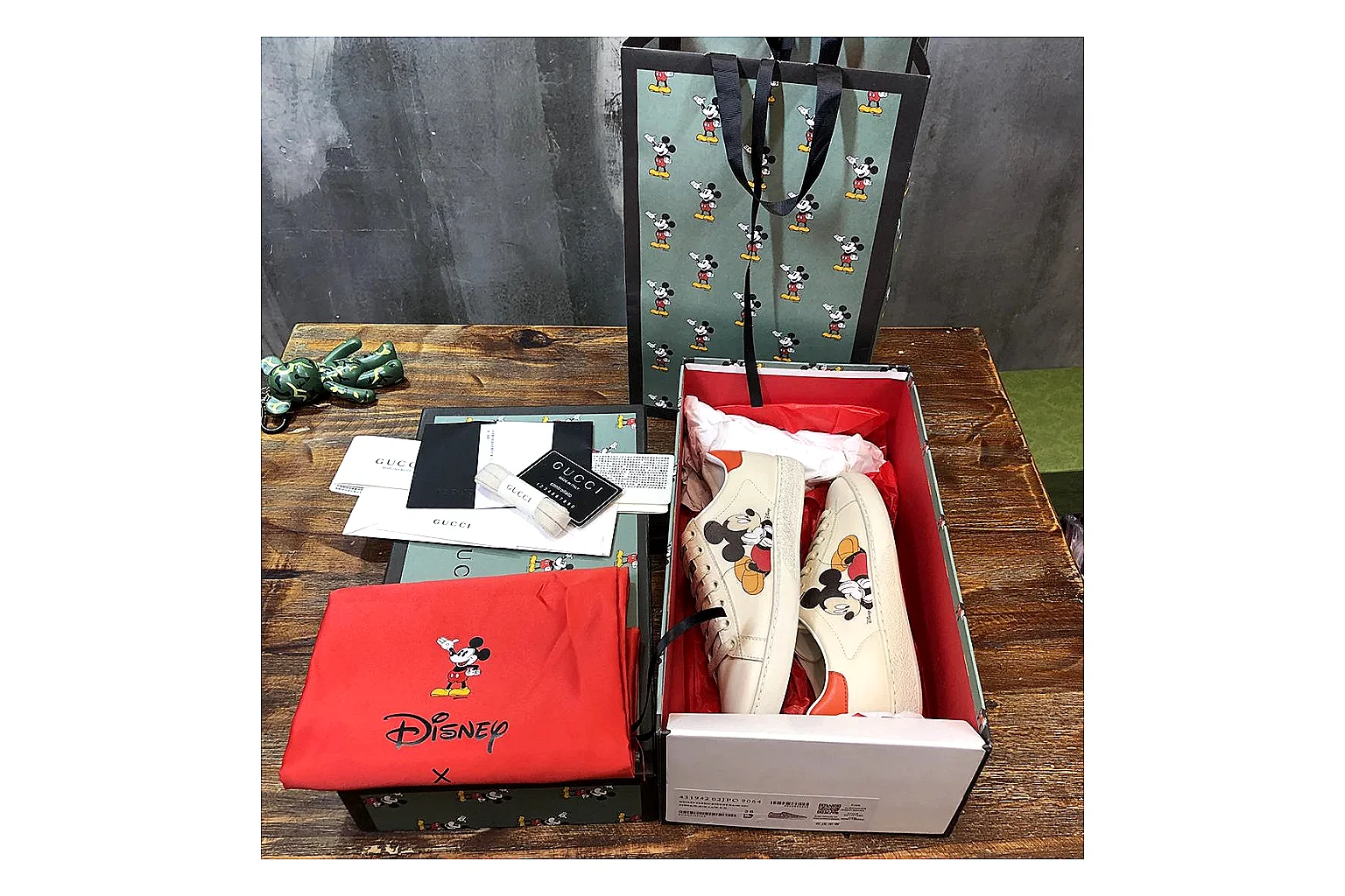 kakoqclab.com Gucci Ace White Red QC photo checklist six-photo gallery thumbnail 5
