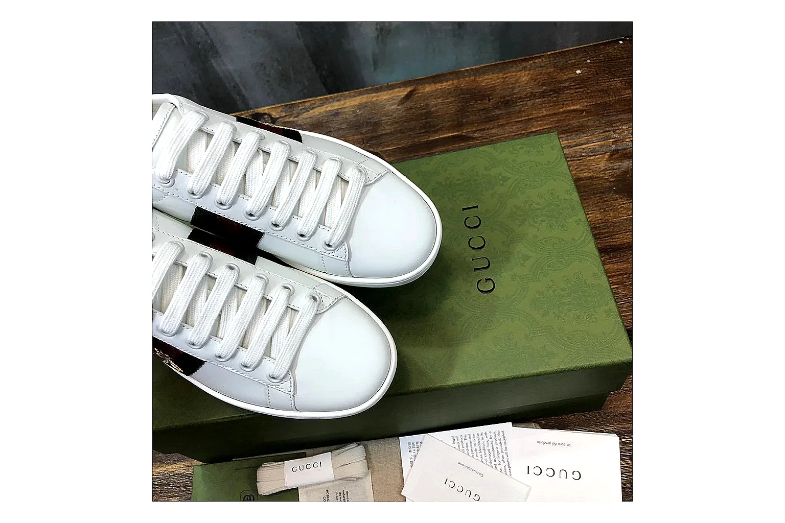 kakoqclab.com Gucci Ace White Red QC photo checklist six-photo gallery thumbnail 4