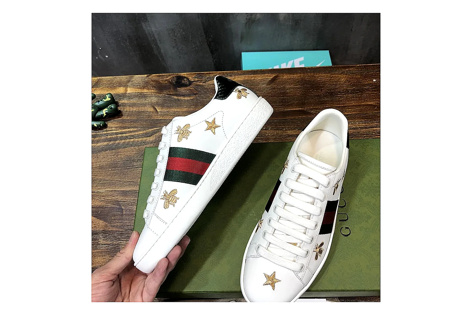 kakoqclab.com Gucci Ace White Red QC photo checklist six-photo gallery thumbnail 3