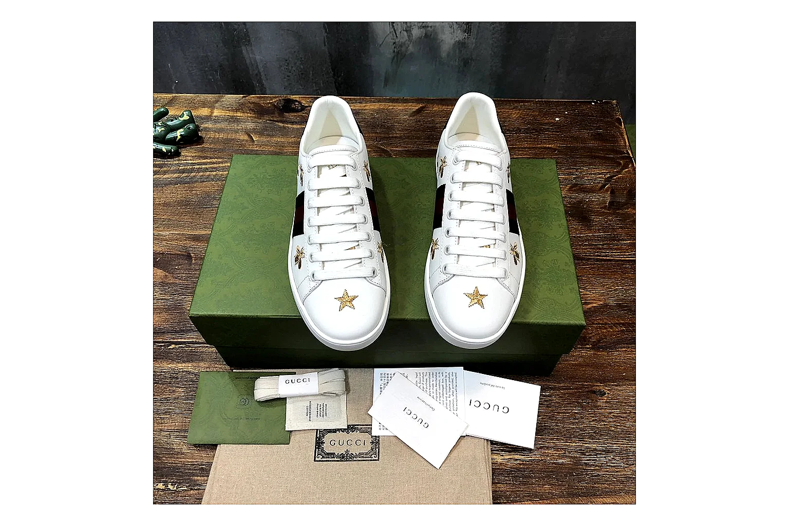kakoqclab.com Gucci Ace White Red QC photo checklist six-photo gallery thumbnail 6