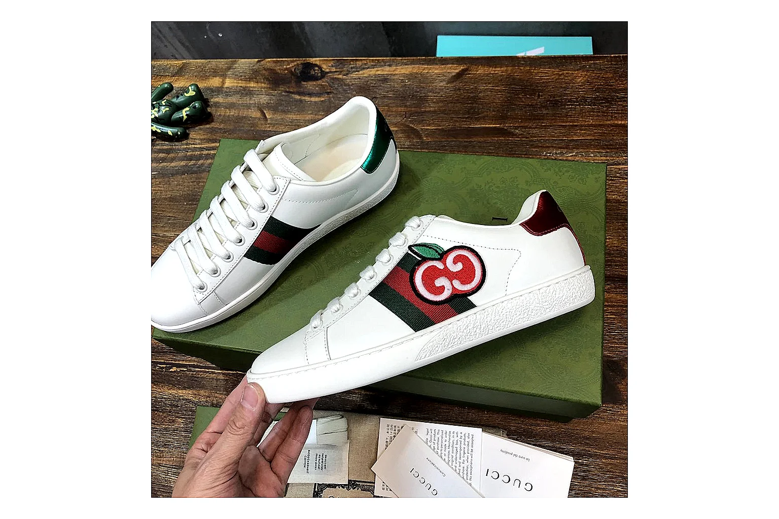 kakoqclab.com Gucci Ace White Red Green QC photo checklist six-photo gallery