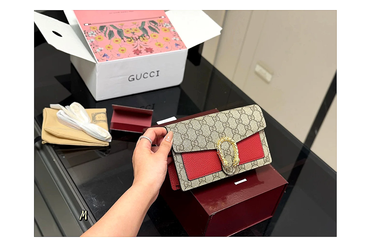 Gucci Wallet Set Beige Multi QC reference photo showing beige coated-canvas wallet pieces, multi accessory layout, compact luxury shape, and neat hardware details thumbnail 3