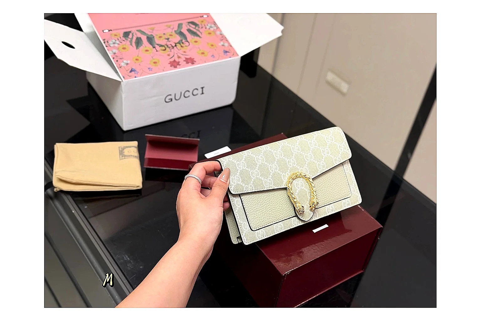 Gucci Wallet Set Beige Multi QC reference photo showing beige coated-canvas wallet pieces, multi accessory layout, compact luxury shape, and neat hardware details thumbnail 4