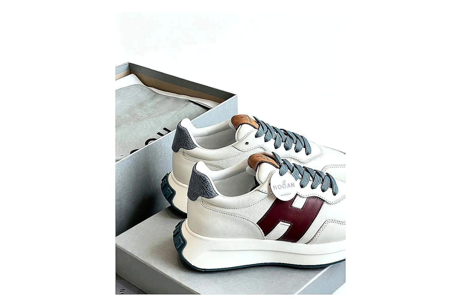 kakoqclab.com Hermes H Logo Low White Burgundy QC photo checklist six-photo gallery thumbnail 6