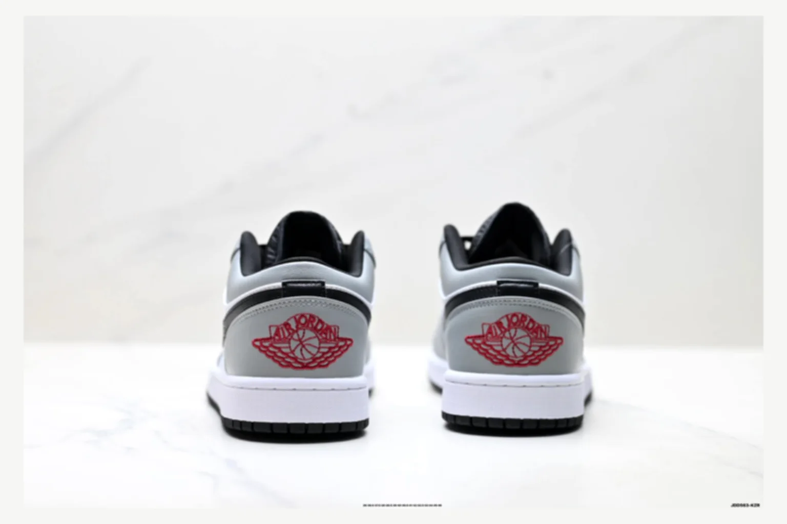 Jordan Air Jordan 1 Low Gray White QC photo reference SKU 1182167486 thumbnail 4