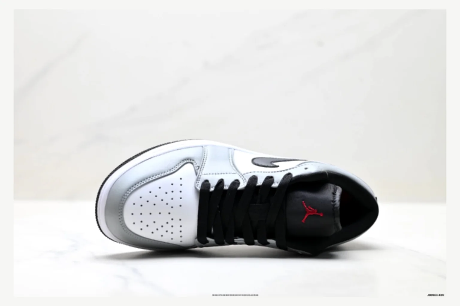 Jordan Air Jordan 1 Low Gray White QC photo reference SKU 1182167486 thumbnail 5