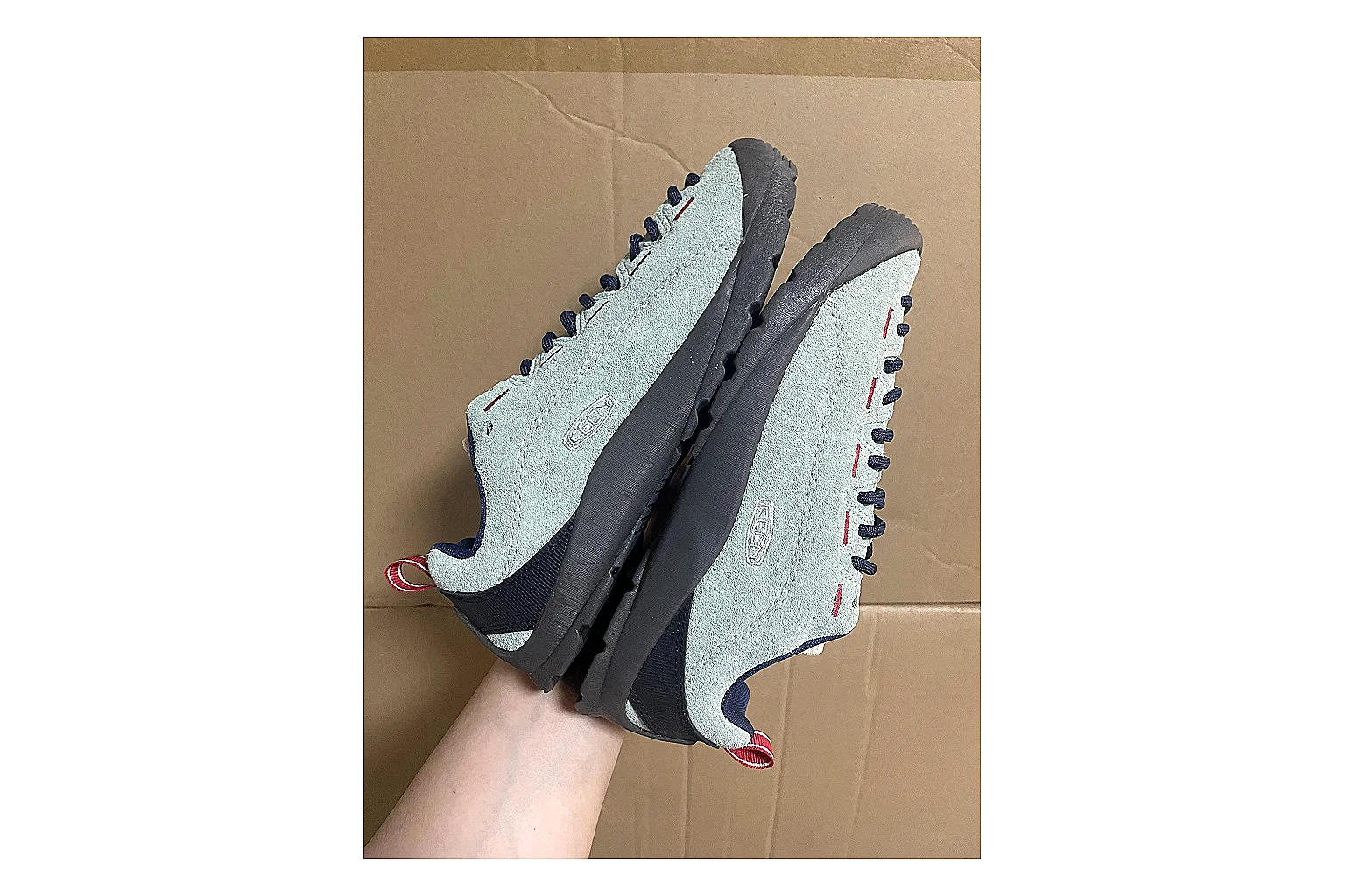 KEEN Jasper Runner Gray Blue QC reference photo showing gray mesh-suede runner upper, blue accents, outdoor-runner profile, and rugged casual sole