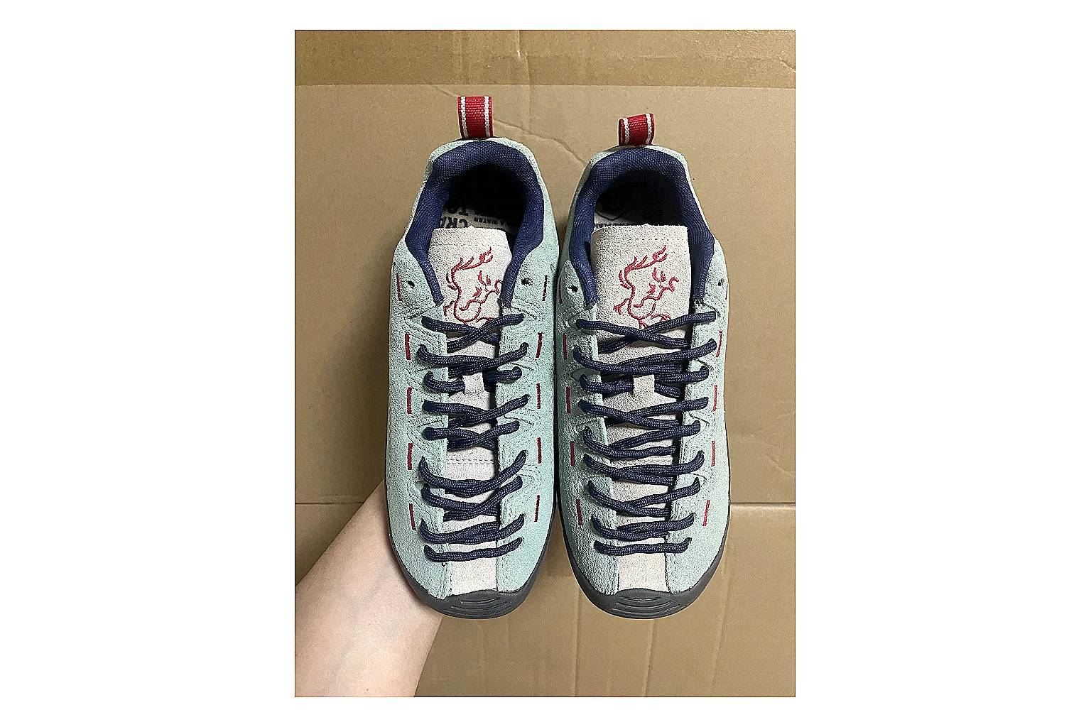 KEEN Jasper Runner Gray Blue QC reference photo showing gray mesh-suede runner upper, blue accents, outdoor-runner profile, and rugged casual sole thumbnail 5