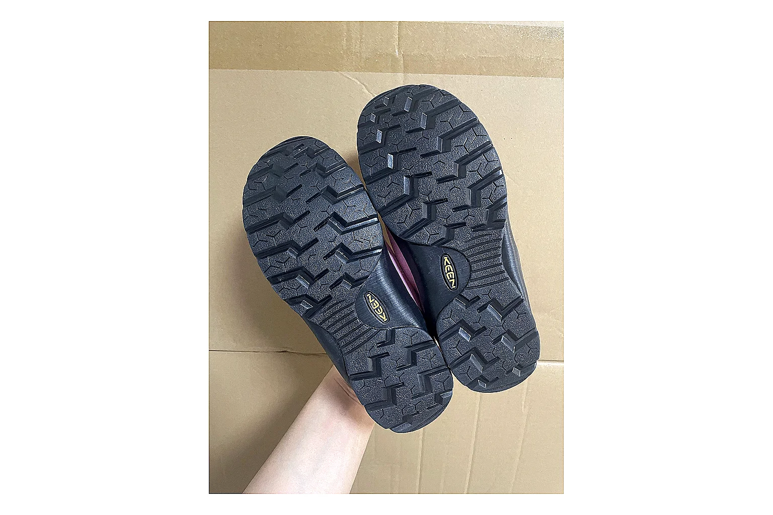 KEEN Jasper Runner Pink Navy QC reference photo showing pink navy mesh-suede upper, outdoor runner shape, protective front profile, and trail-casual sole thumbnail 4